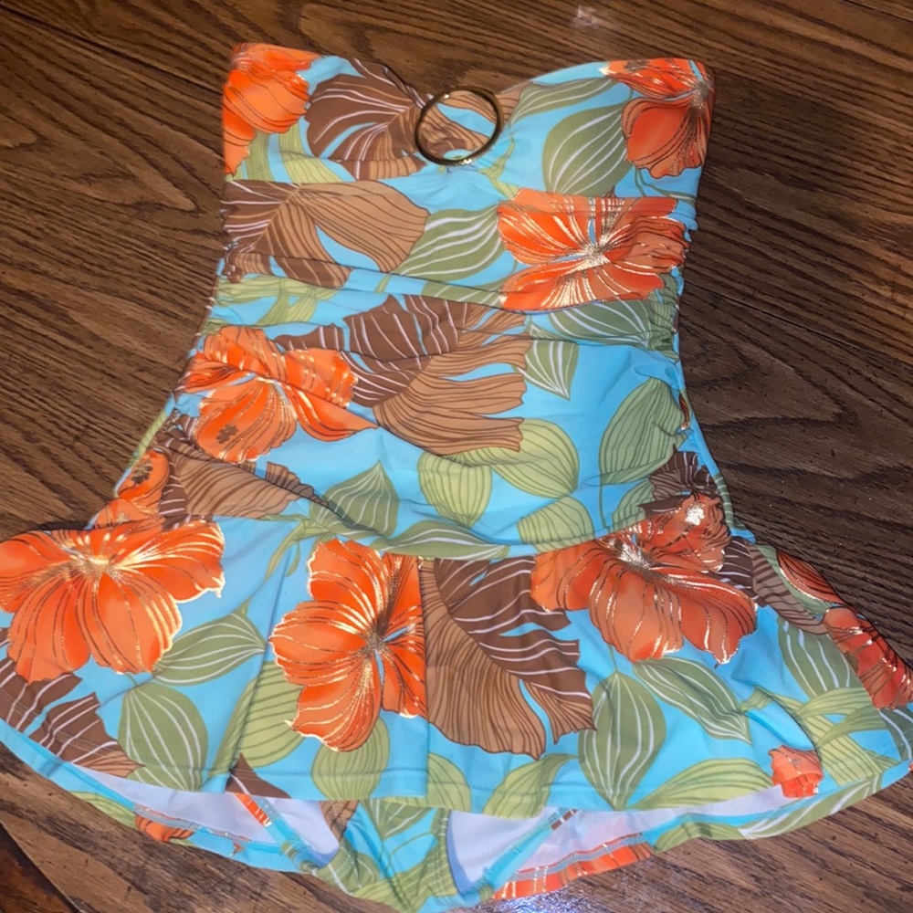 Bathing suit size 10